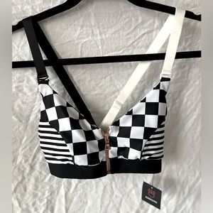 Black and white Kady Luxe Tito Bra